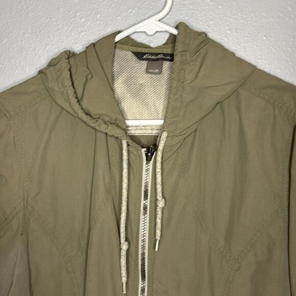 Eddie Bauer Green Hooded Lightweight Mid Length  Rain Jacket Size XL - Picture 2 of 15